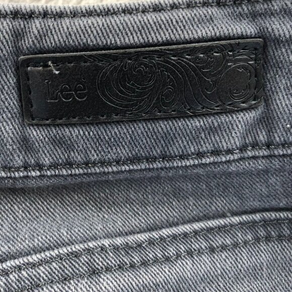 Lee Mens Jeans Size 31x28 Measured Straight Leg Gray Classic Denim Casual Travel - Picture 3 of 16